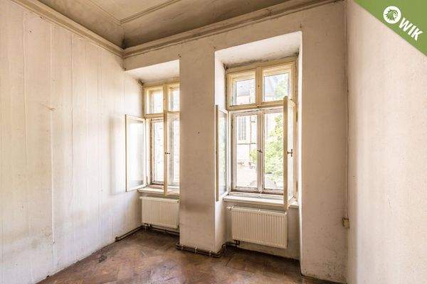 DOPPELTE FENSTERFRONTEN...