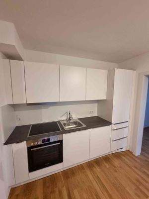 1764260984328_tqlK6tA1e0dbA9d.03eaf141