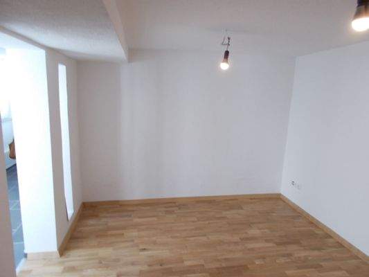 Der helle Wohnbereich (2).JPG