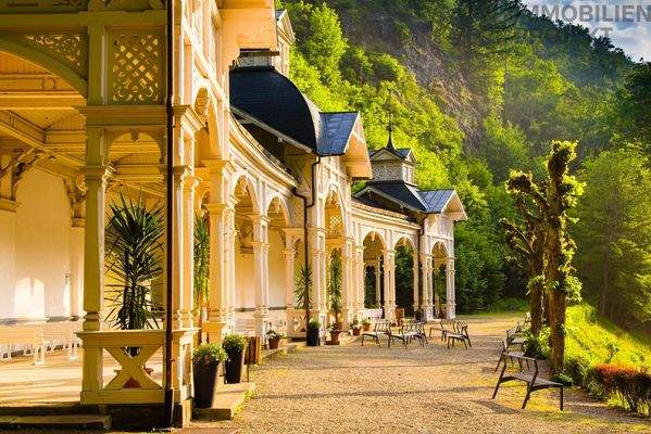 038 Neue Kolonbnade Bad Berneck Foto