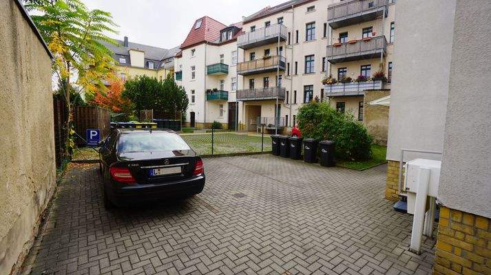 Blick in den Hof.jpg