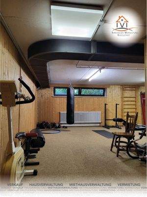 Fitnessraum im Keller