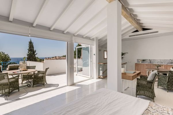 Galerie + Dachterrasse