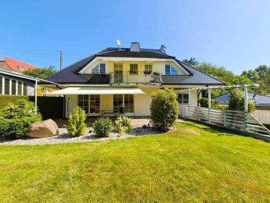 Wunderschönes Wohnhaus mit viel Platz