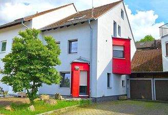 Lichtbild Außenansicht Bronnäcker Str. 38