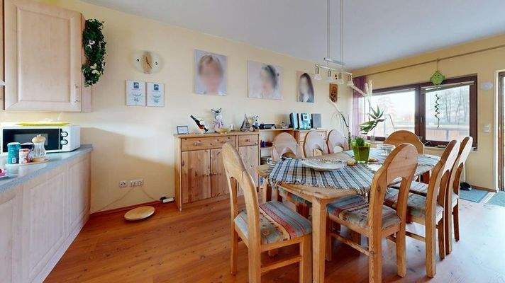 40B-Am-Strand-Dining-Room