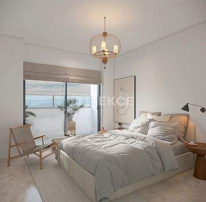 Apartments with Rooftop Jacuzzi Near Beach in Torrevieja