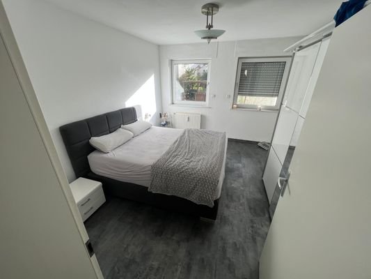 Schlafzimmer III