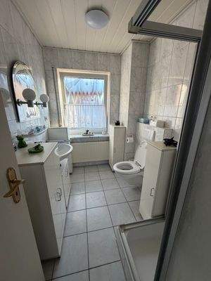 Badezimmer im Erdgeschoß