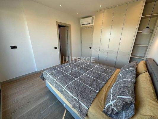 Villa with a Pool Near the Ilıca Beach in İzmir Çeşme