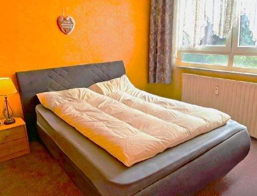 Teilans.Schlafzimmer in 2 Zimmer.Whg.