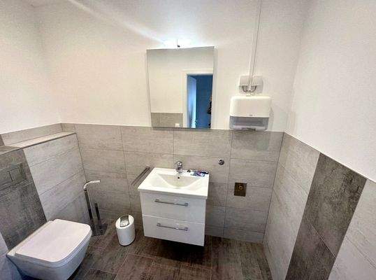 37BADE60-45BB-4629-8DD1-7515AA87232B