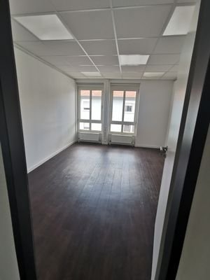 Büro (2)