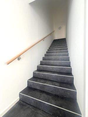 Treppenhaus zum 1. OG