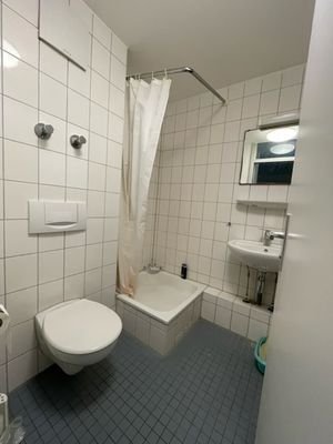 Bathroom_Dublette