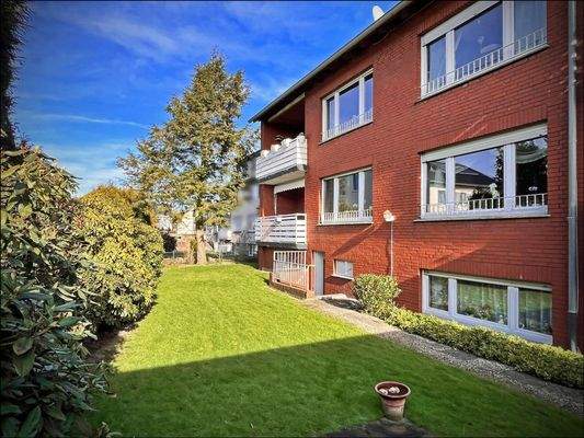 Die Außenanlagen werden vom Gärtner gepflegt