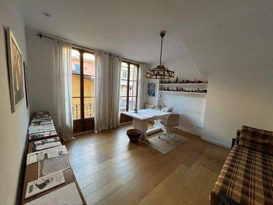 WhatsApp Image 2025-10-30 at 17.08.04 (2)