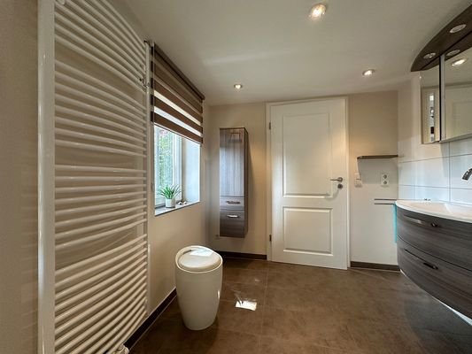 WHG 1 / EG Badezimmer