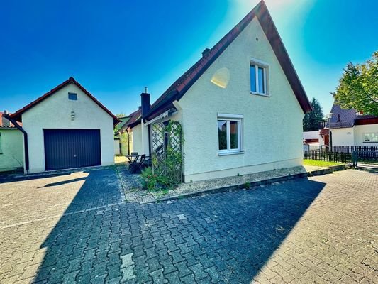 Ihr Haus mit Garage