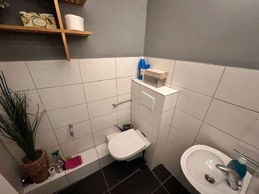 Gewerbeinheit-Sanitärbereich