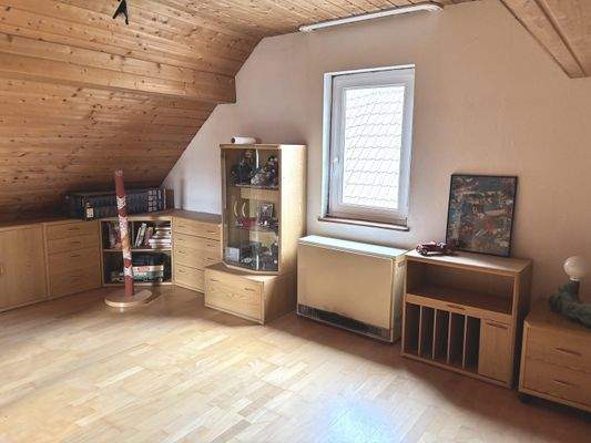 Zimmer im ausgebauten Spitzboden