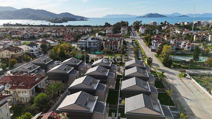 Villa with Pool within Walking Distance of Çalış Beach in Fethiye