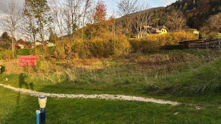 Grundstück
