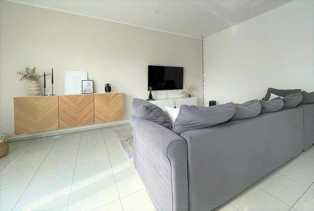 Lingen City: 3-Zi. Whg., ca. 95 m² im 1.OG, EBK, Stellplatz, Badewanne und großem West-Balkon zum 01.10.2026 - Foto 1