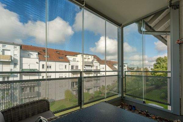 Balkon 1 Ansicht 1.jpg