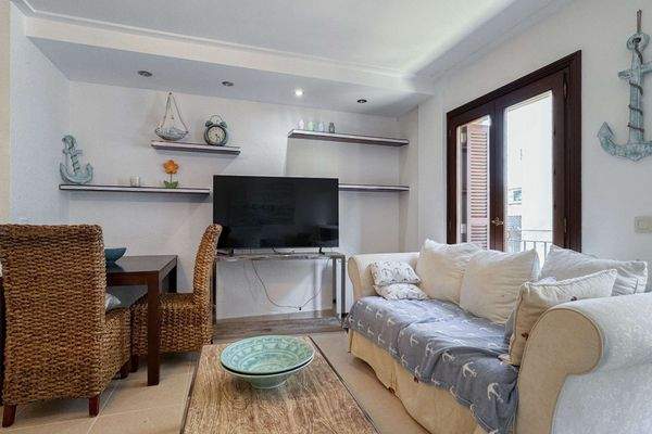 Klimatisiere Räume bei warmen Tagen garantiert