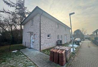 Hausansicht Einliegerwohnung.jpeg