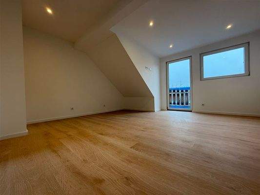 Schlafzimmer mit Balkon