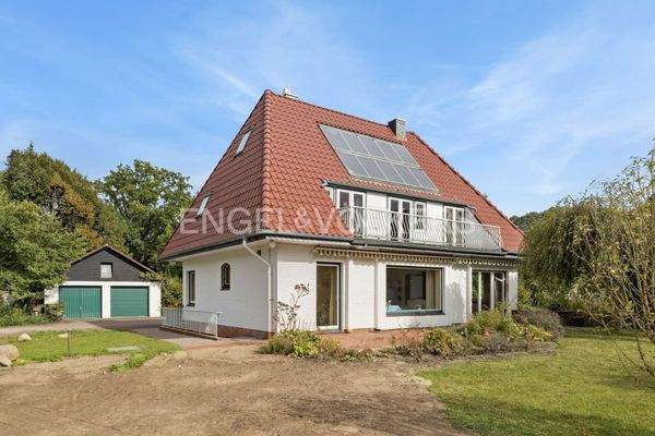 Haus Seitenrückansicht