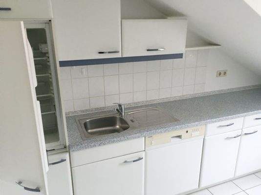 Küche mit kompletter EBK