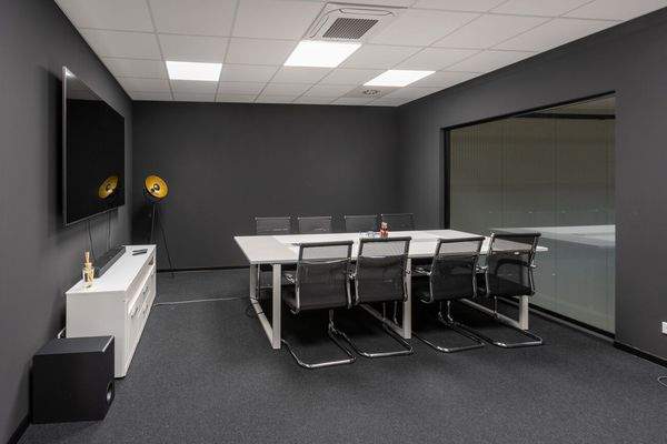 designorientierter Meetingraum 