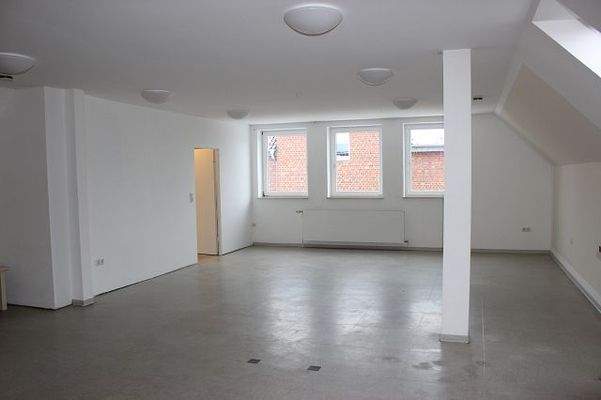 Ladenfläche OG bzw. Büroräume