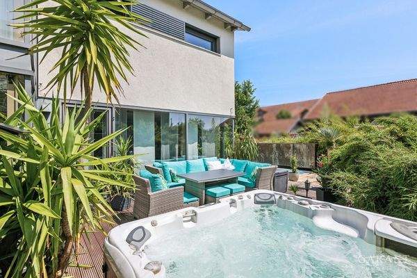 Aussenansicht/Jacuzzi