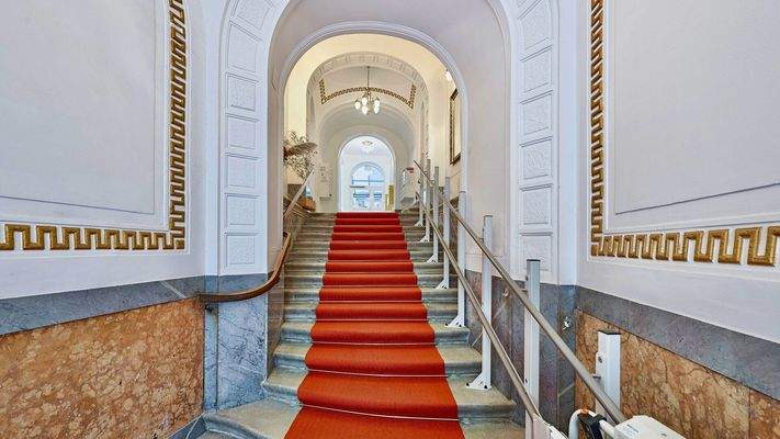 Widerhoferplatz 1 | Hauseingang