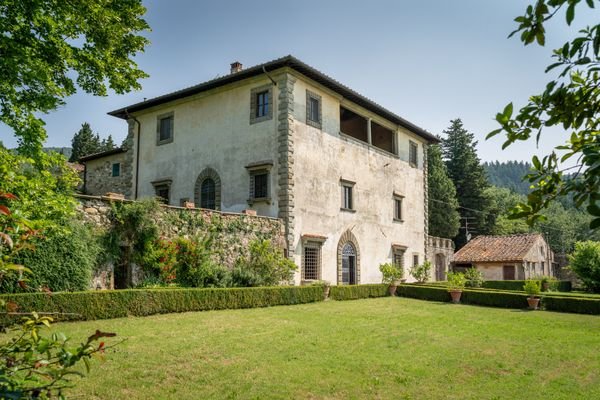 9 Villa Rocchetta Hausfassad