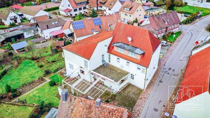 Hotel - Luftbildansicht (1)