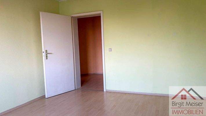 Schlafen, mit Blick zum Flur