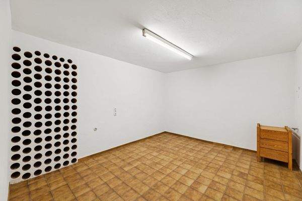 Kalt-Weinkeller (Wohnung EG)