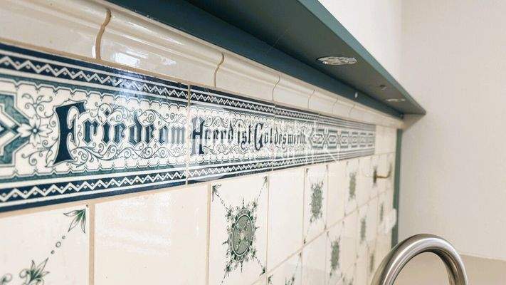 325.Innen.EG.Küche-Schrift