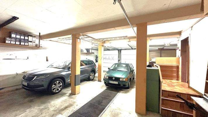 Garage mit zwei Stellplätzen hintereinander