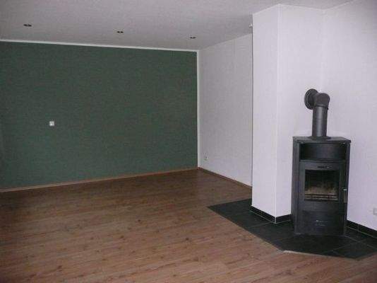 Wohnzimmerseite  rechts 