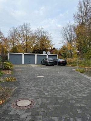 1 Garage und einen Stellplatz gibt es auch noch!