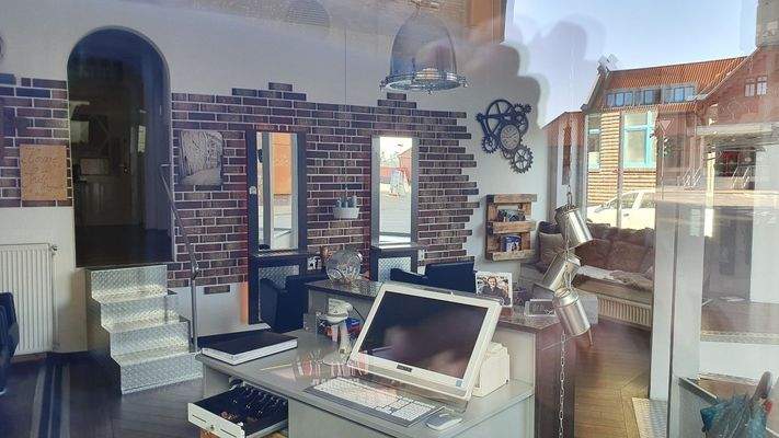 Zugang zu den Nebenräumen.jpg