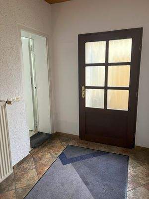 Eingang Gewerbeeinheit von Inn