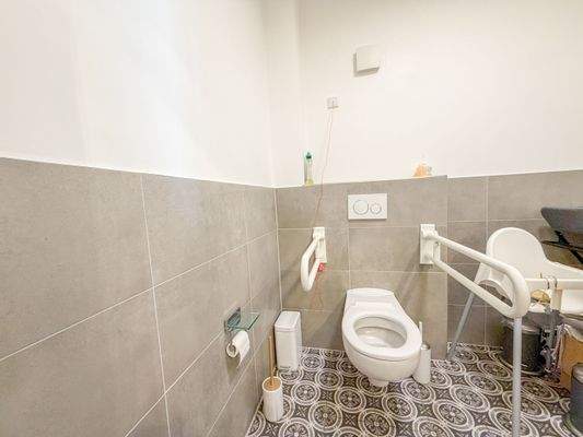 Gewerbefläche BehindertenWC