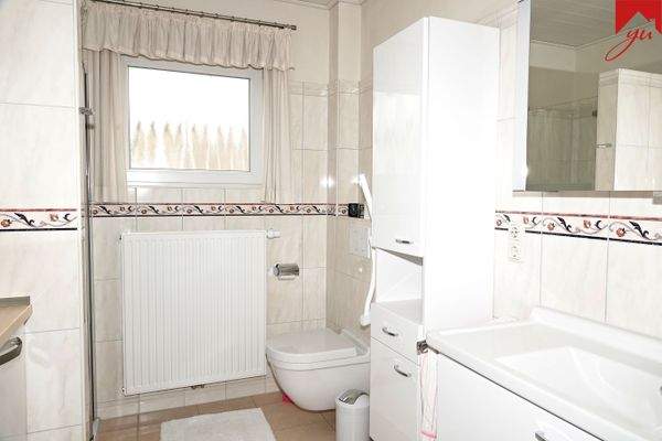 Badezimmer im Erdgeschoss